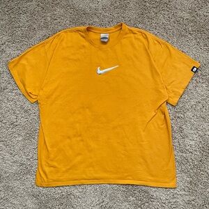 Y2k Vintage Nike T-Shirt Big Center Chrome Swoosh Logo Orange Mustard 2XL